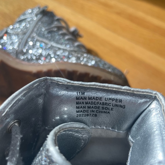 GB girls size 11 silver sparkle boots - Picture 3 of 6